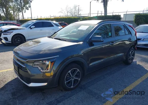 2023 Kia Niro Ex z USA, uszkodzony, nr VIN KNDCR3LE5P5101415